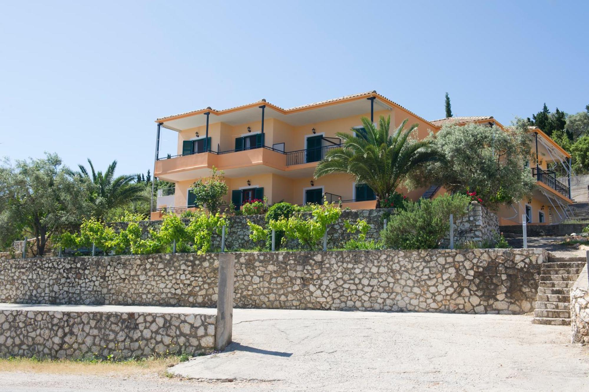 Pansion Laertes Apartment Tsoukaladhes Exterior photo